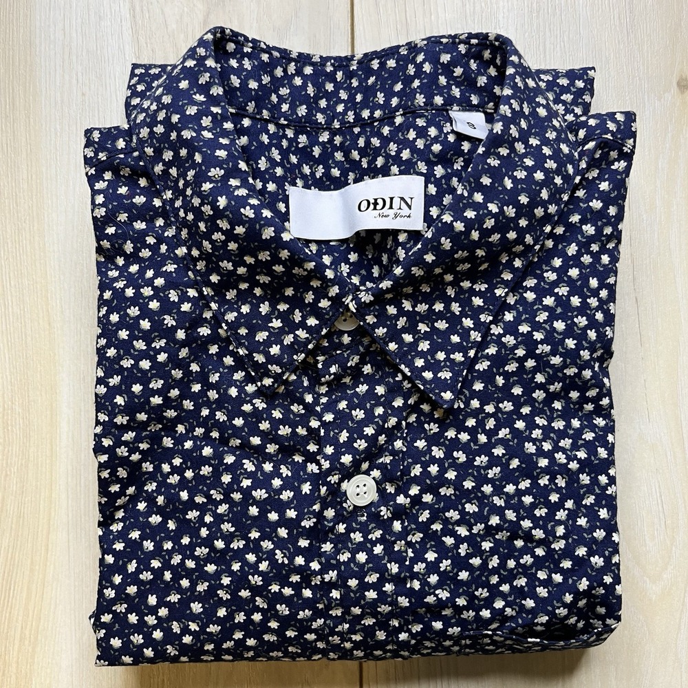 ODIN New York Floral Button Up Shirt Mens Small Short Sleeve Pocket Navy Blue